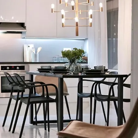 Atmospheric & Exclusive - Upper Haven *