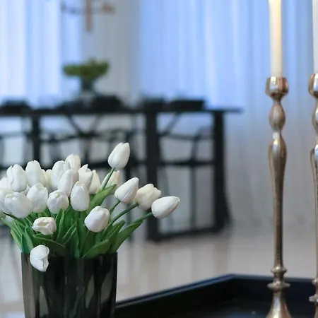 Atmospheric & Exclusive - Upper Haven *