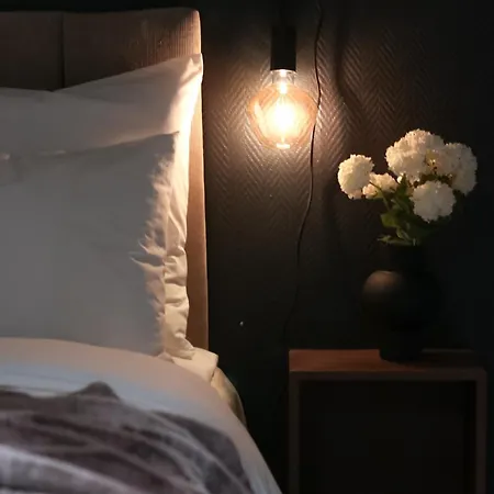 Atmospheric & Exclusive - Upper Haven