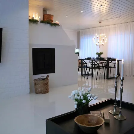 Atmospheric & Exclusive - Upper Haven Villa